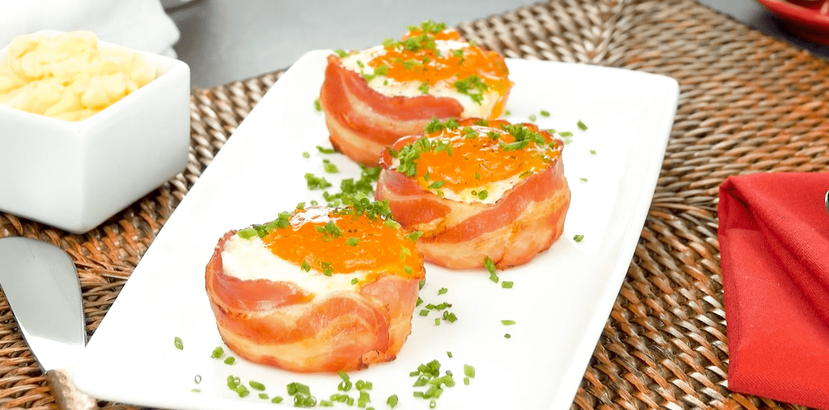 Muffins aux œufs et au bacon 